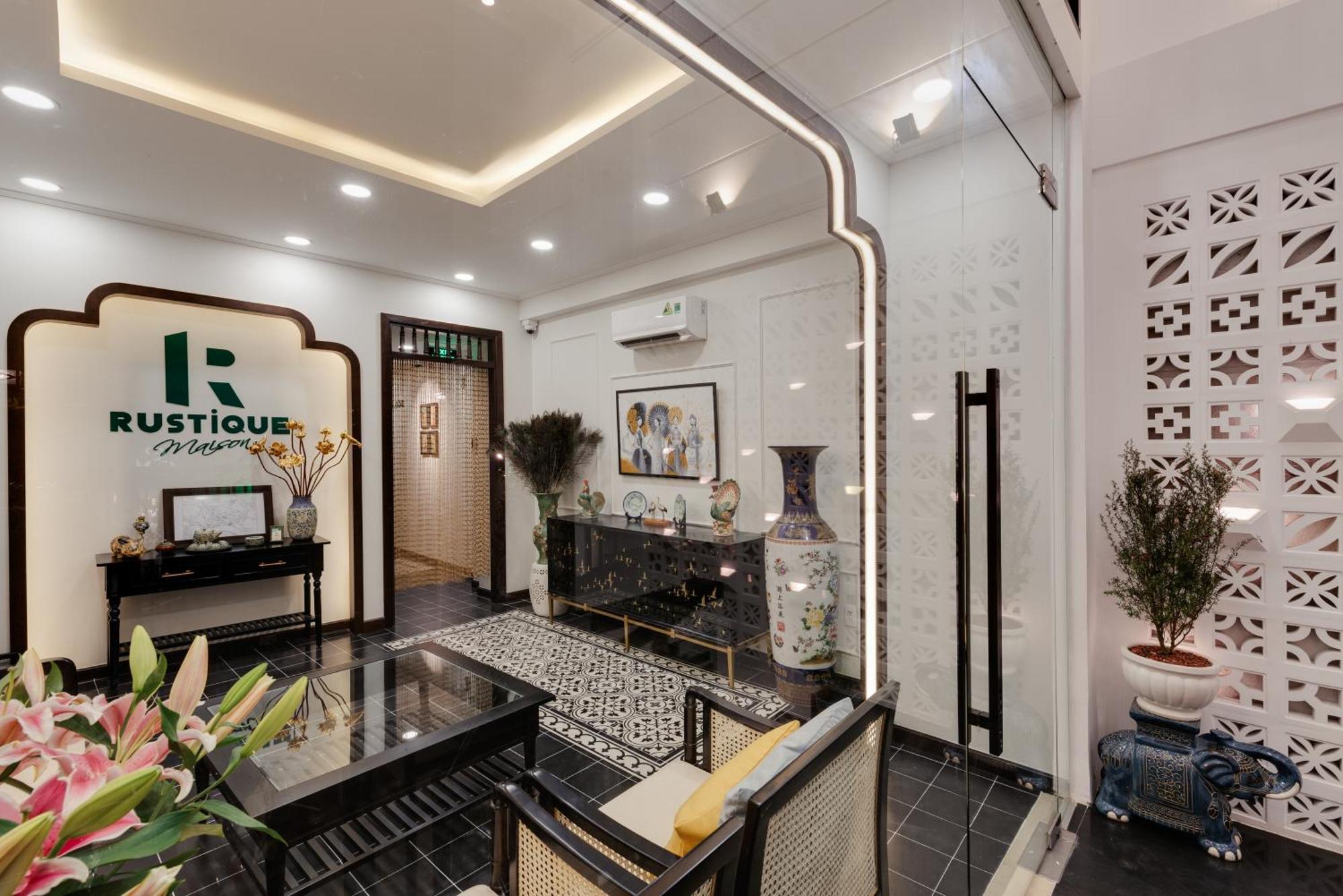 Rustique Maison * TP. Hồ Chí Minh